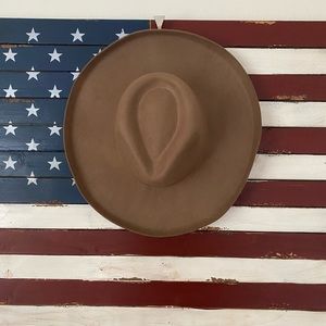 Light brown felt rancher wide brim hat